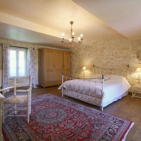 Chambre D'Hotes Spacieuse, Salle De Bain Privative Saint-Michel-de-Fronsac Екстериор снимка
